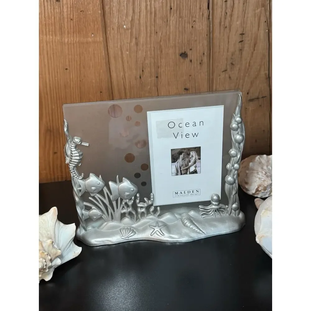 3D Ocean Beach Shells Glass Photo Frame 3.5”x5” Coastal Nautical Decor